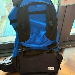 WORN only once!!! Hiking Backpack 🎒 😎 Toddler Carrier